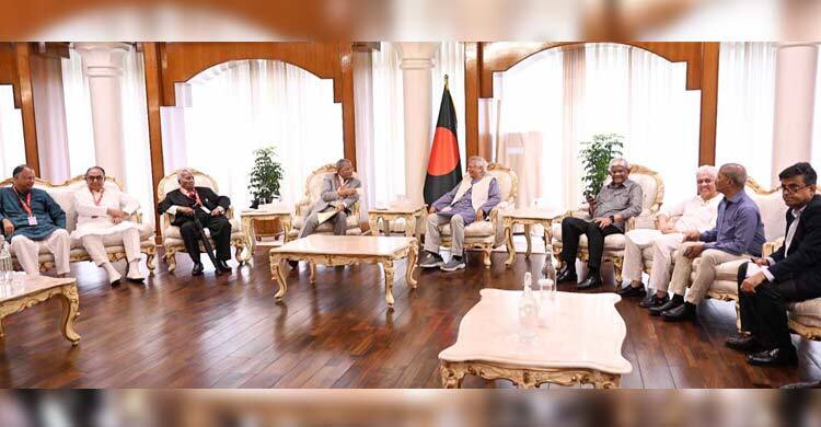 প্রধান উপদেষ্টার সাথে বৈঠকে বিএনপি